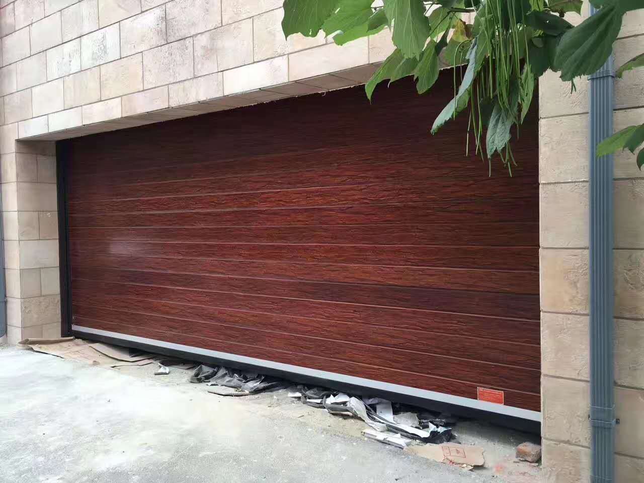 電動卷簾門齒輪噪音是怎么形成的？