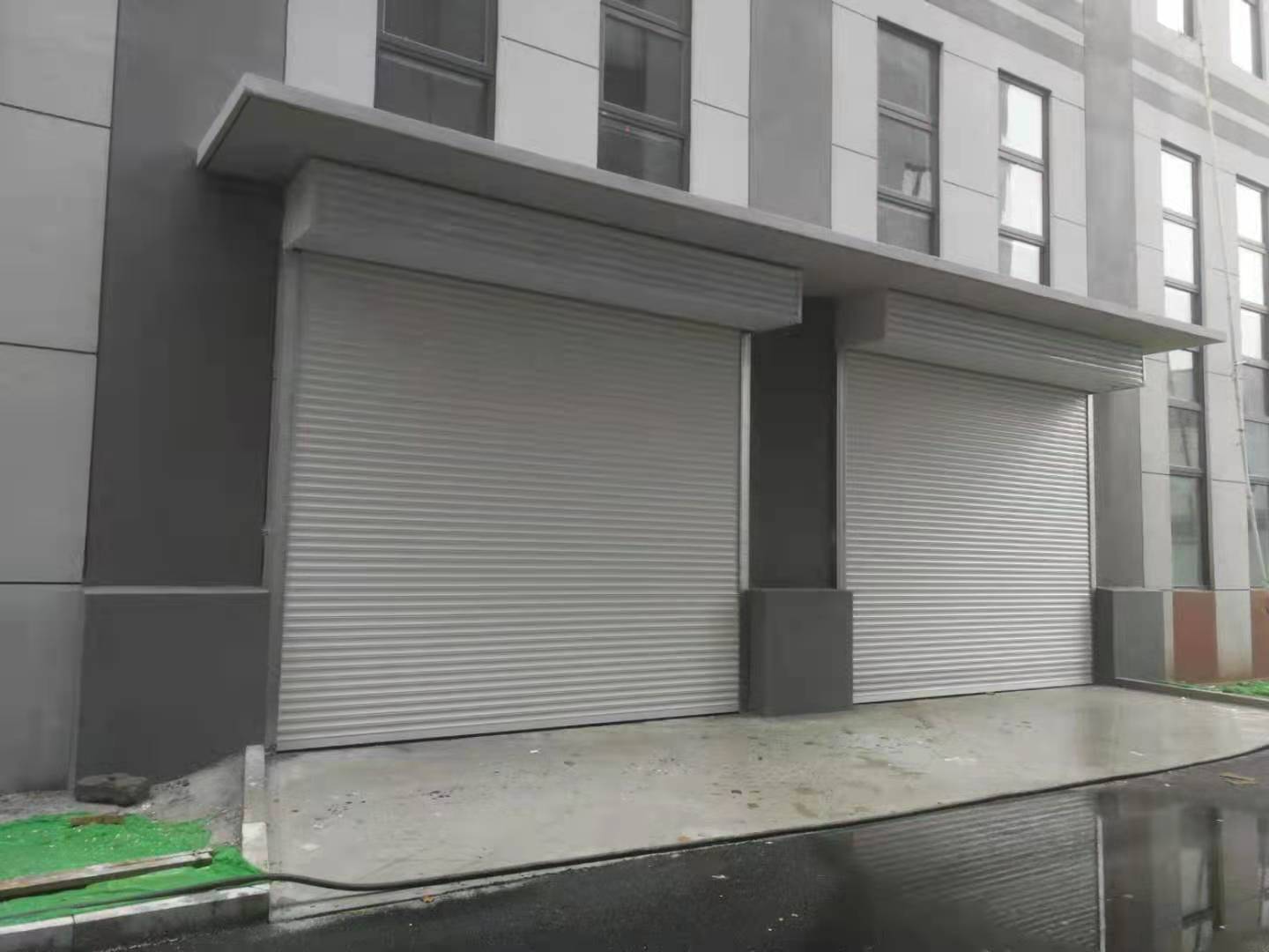濟(jì)南卷簾門使用過程中卷不上去了咋回事？
